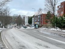 Alueelta on hyvät liikenneyhteydet eri suuntiin.