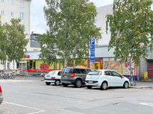 Kävelet lähikauppaan parissa minuutissa.