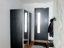 Eteinen