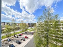 Näkymät ovat sisäpihalle länteen