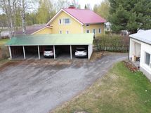 Pielisentie 8 takapiha
