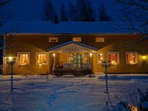 Kartano valmistautuu jouluun