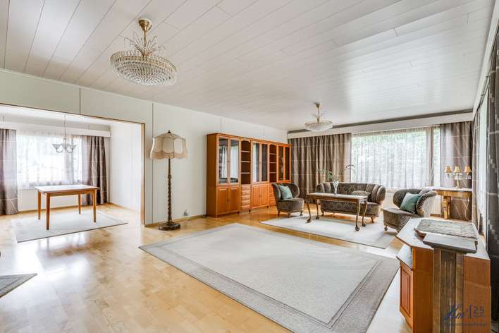 Omakotitalo, 4 h+k+rh+kph+s+kph/wc+            2xwc:t+at+var+käyttöullak., 148/184 m², Ispoinen - Ansicht 3