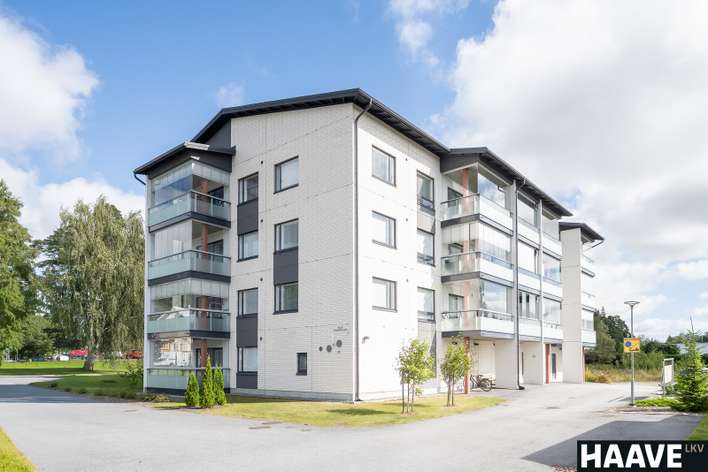 Kerrostalo, oh/kt+3mh+khh/vh+kph/s/wc+erillinen wc, 80 m², Keskusta, Eurajoki