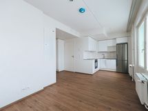 Ikkunat on itäänpäin. Taloyhtiönetti 50m sisältyy vuokraan!