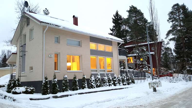 Omakotitalo, 4h + k + s + parveke/terassi, 161 m², Henttaa, Espoo