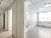 vastaanottohuoneita kakkoskerros