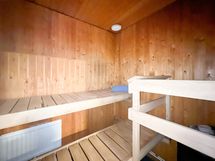Omassa saunassa saat makeat löylyt.
