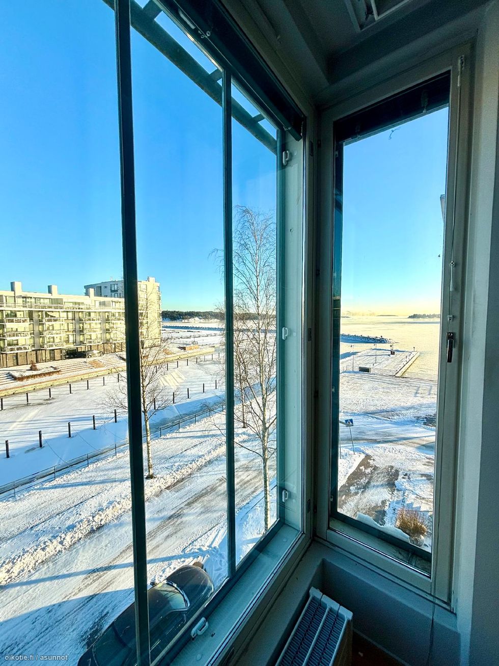 Upea näkymä olohuoneen ikkunasta