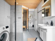 Kylpyhuone uusittu v. 2018