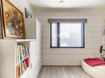 Yläkerran makuuhuone 3