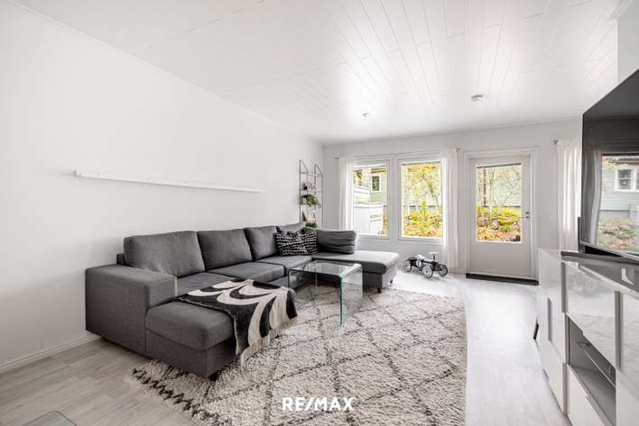 Omakotitalo – Järvenpää, Sorto - Näkymä 4