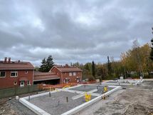 Paritalo-asuntojen perustukset valmiit