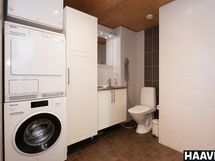 Pesuhuone / kodinhoitotila / wc