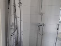 Kylpyhuone remontoitu