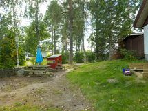 Taloyhtiön leikkipaikka