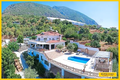 Talo, 10h + avok + p, 655 m², Kestel