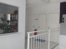 Yläkerran toimistoaula