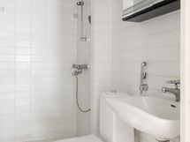 Uläkerran kylpyhuone/wc