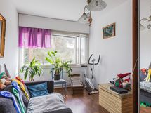 Pieni makuuhuone