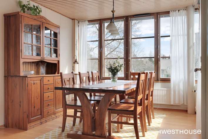 Kerrostalo, 2 mh, k, oh, kph, s, viherhuone ja parveke, 84 m², Haukilahti – pohled 3