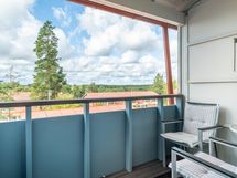Makuuhuoneen yhteydessä parveke