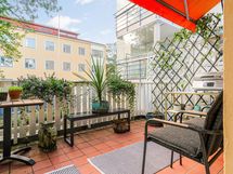 parveke makuuhuoneesta