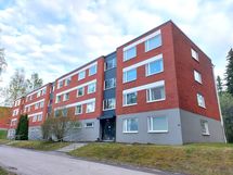 Julkisivu