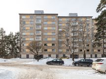 Kadun puolen julkisivua