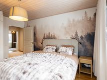 Ensimmäinen makuuhuone