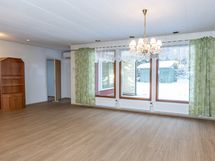 Avara olohuone, Ilmalämpöpumppu