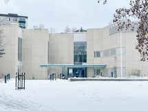 Monipuolisesti palveluita lähellä, mm. kirjasto