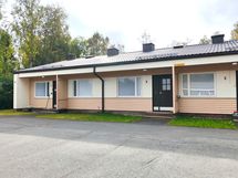 Julkisivu edestä (kesä -25)