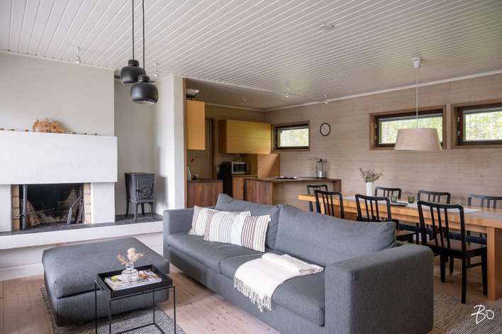 Loma-asunto, Oh/k/rt, 2-3mh, ph, s, wc, terassi + kesäkeittiö ja vierasmökki, 65 m², Kymentaka / Hiidensaari