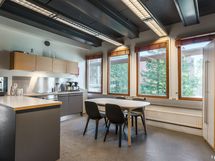 1. krs yhteinen keittiö