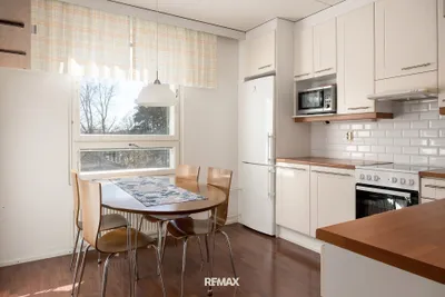 Kerrostalo, 5h, k, wc, kph, s +parveke, 97 m², Louhela - View 4