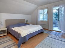 Makuuhuone yläkerta