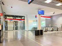 Niityn yhteydessä on myös metroasema.