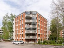 Julkisivu