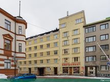 Julkisivu Meritullinkatu 13