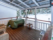 katettu terassi takapihalle