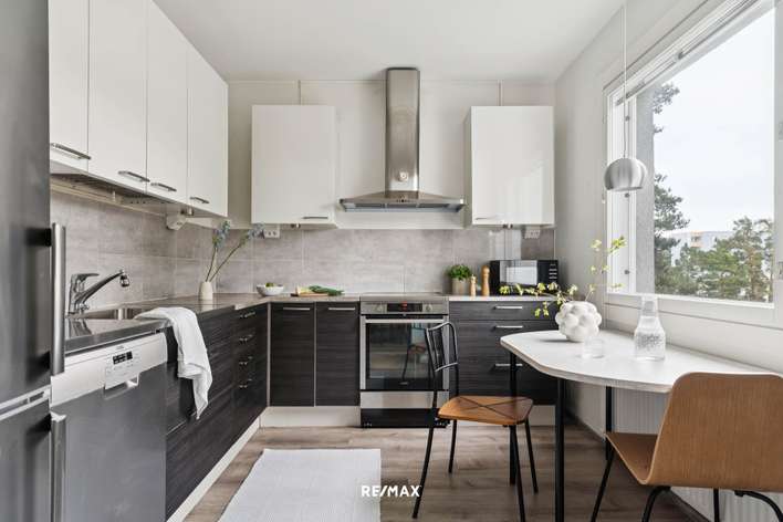 Kerrostalo, 3h, k, kph, parveke, 72 m², Matinkylä, Espoo