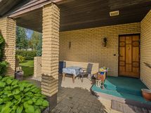 Katettu sisäänkäynti