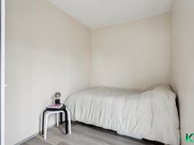 Alakerran makuuhuone