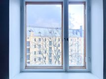 Ikkunoiden ilmansuunta on etelään.