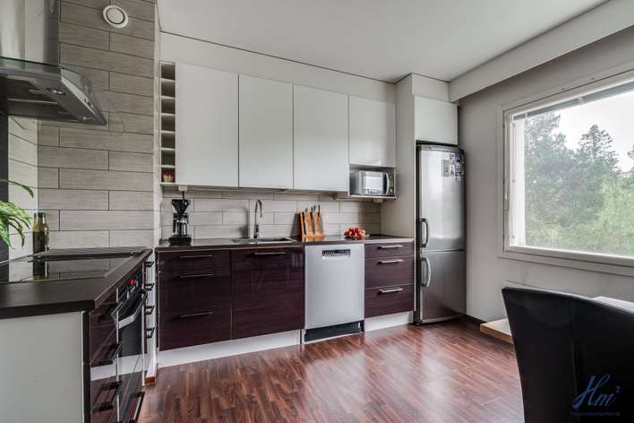 Kerrostalo, 2h+k+kph/wc+lasitettu parveke, 52,5 m², Ilpoinen, Turku