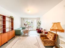 Avara olohuone on helppo sisustaa näköisekseen.