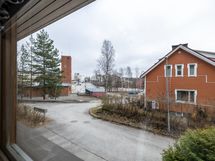 Näkymää keittiön ikkunasta