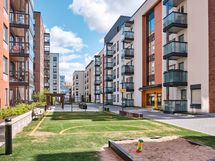 Laajaniityntie 2B, Vantaa-001