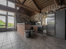 Edustustilan keittiö